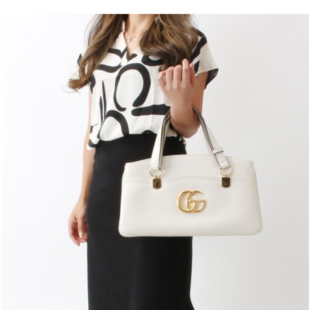 Gucci Vitello handbag
